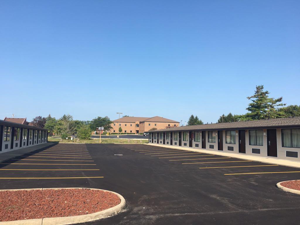 Super 9 Motel Troy Екстериор снимка